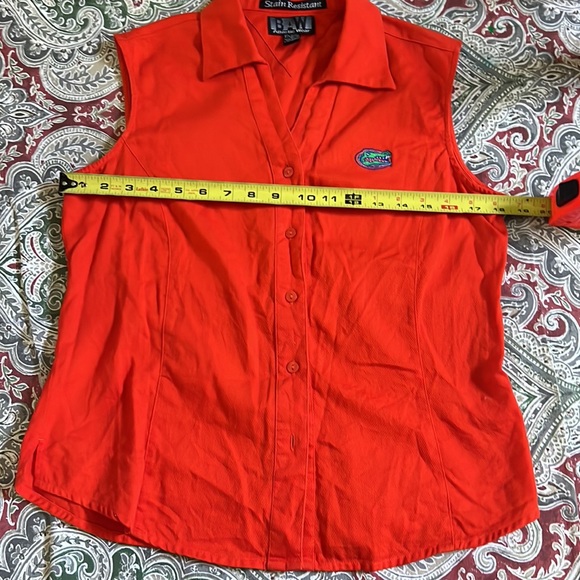 Florida gator collared sleeveless blouse - Picture 5 of 5